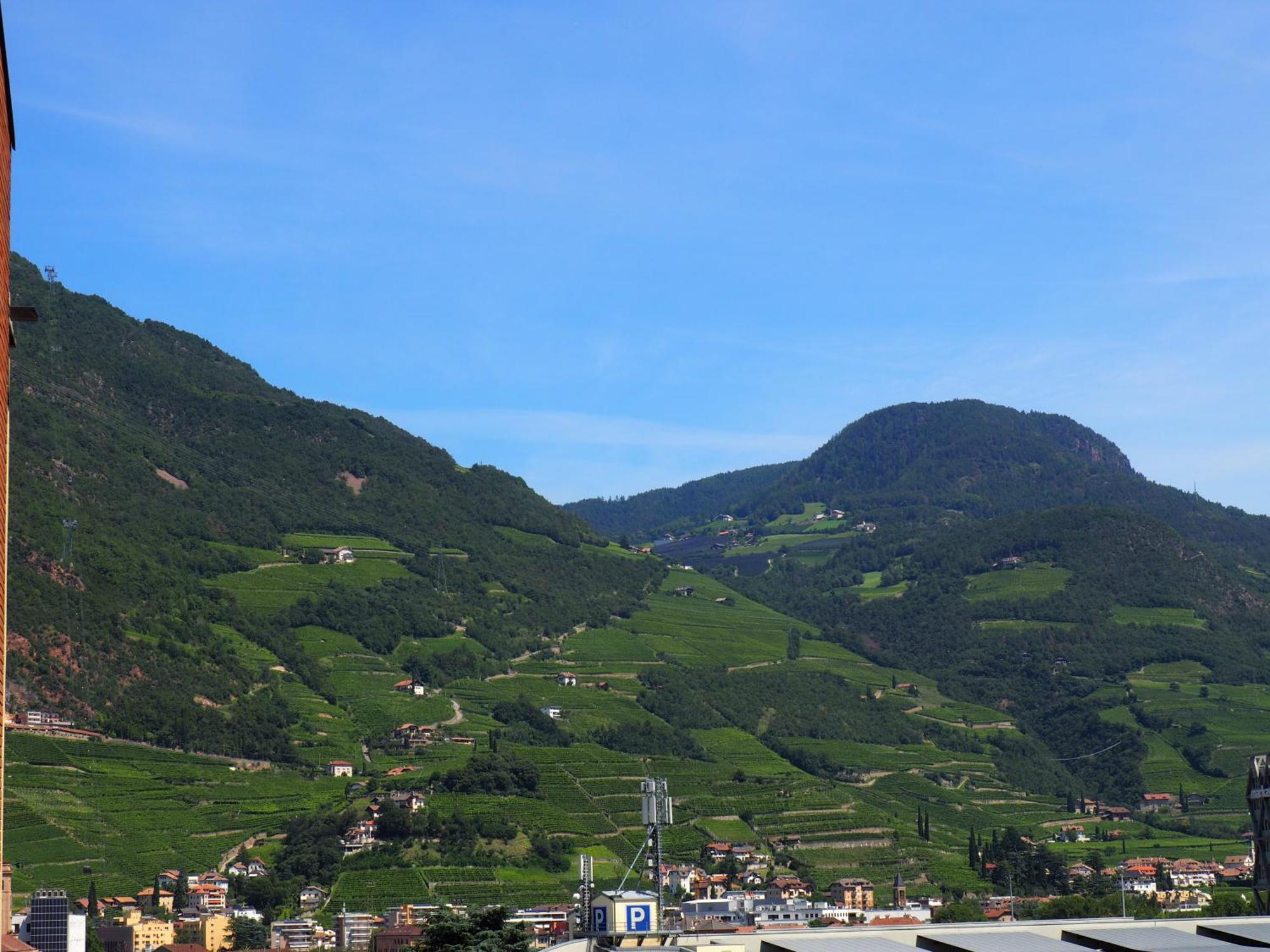 Bozen - Voll Ausgestattet, Optimale Lage Apartment Luaran gambar